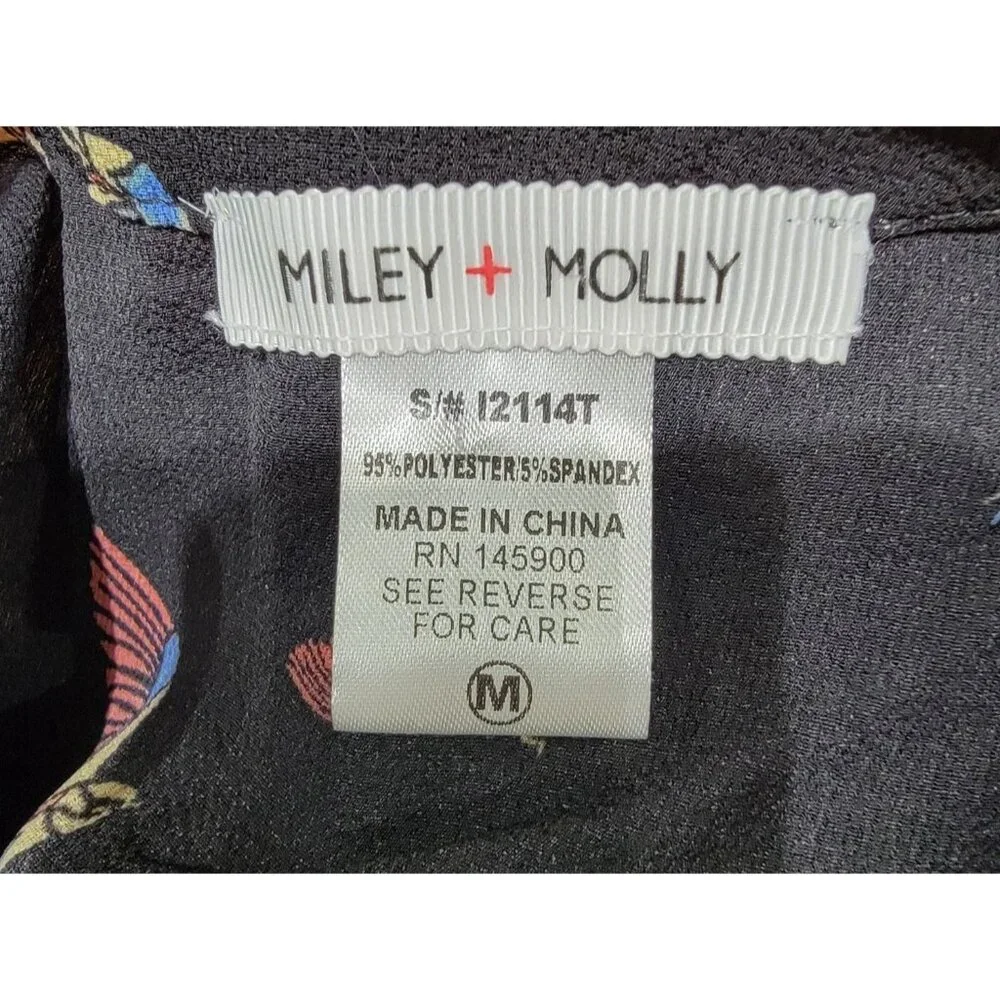 Black Button-Up Blouse With Parrot Print & 3/4 Sleeves - Miley + Molly - Size M - Picture 3 of 4